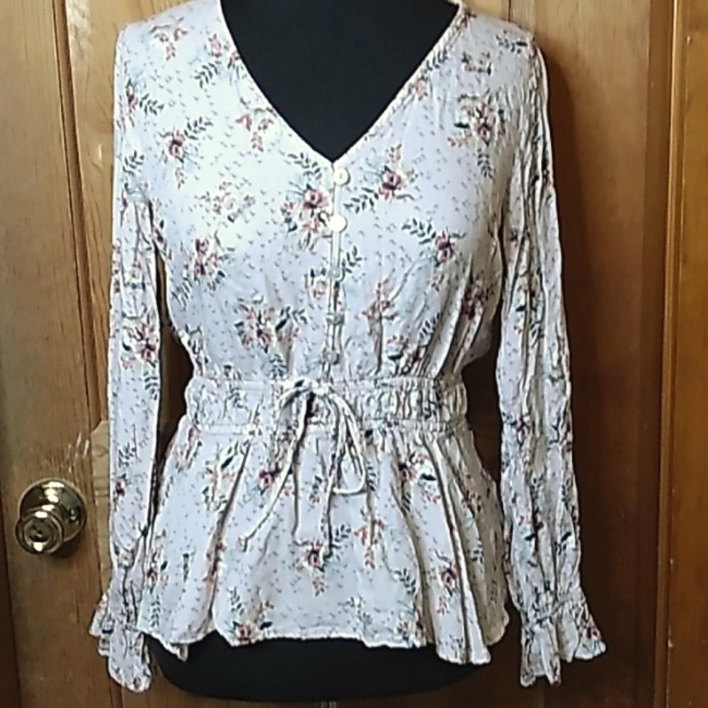 Maurices Light Pink Long Sleeve Boho Floral Top Size XS